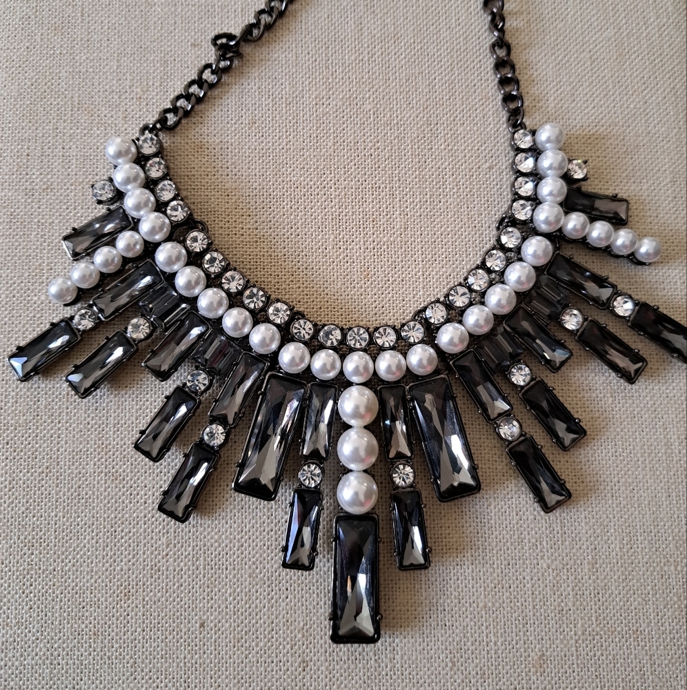 Park Lane hemmitite pearls crystals necklace